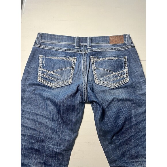 Buckle BKE Sabrina Womans Size 31 Cropped Low Rise Distressed Jeans - Picture 3 of 4